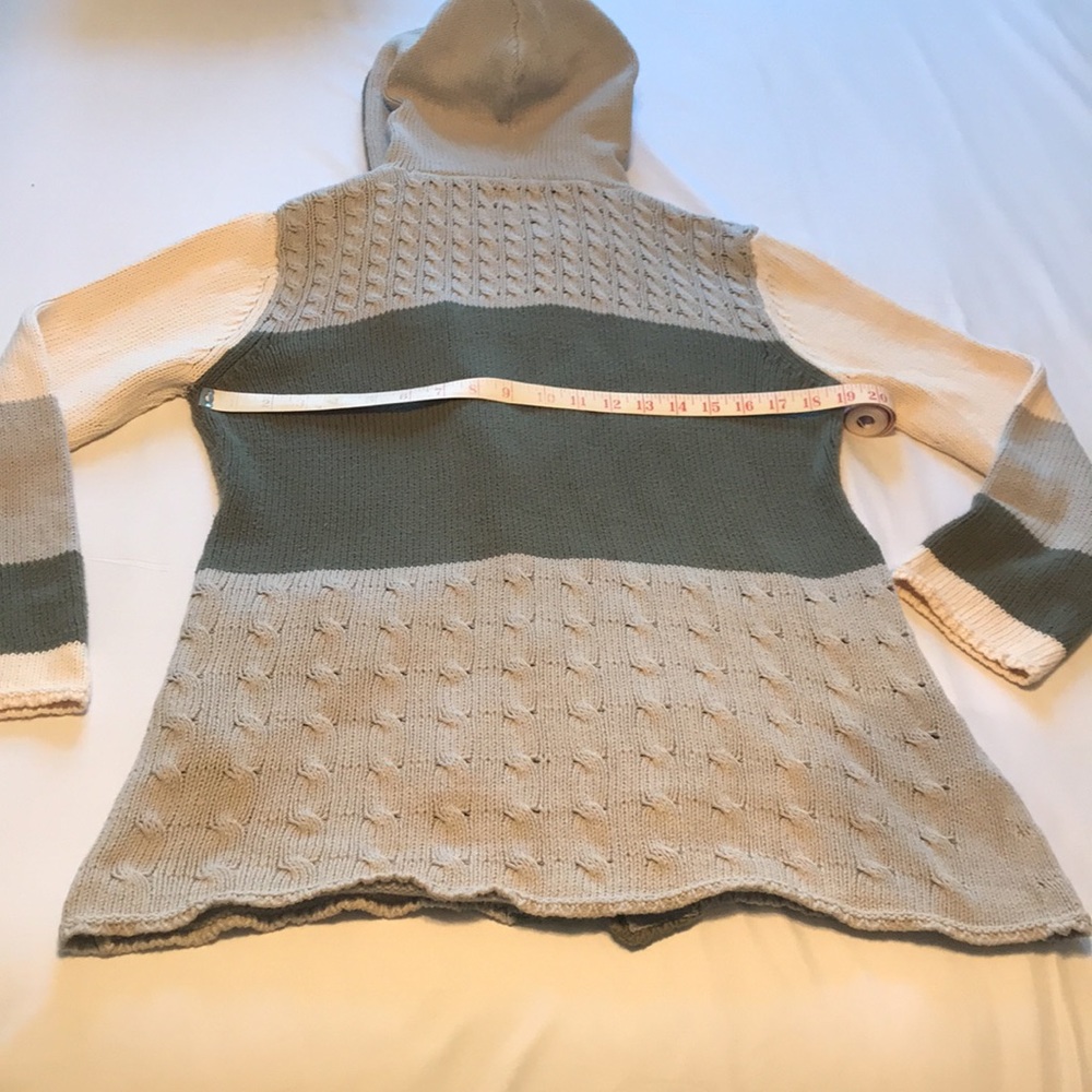 100% cotton knit cozy warm button up sweater with lined hood and pockets - Picture 5 of 8